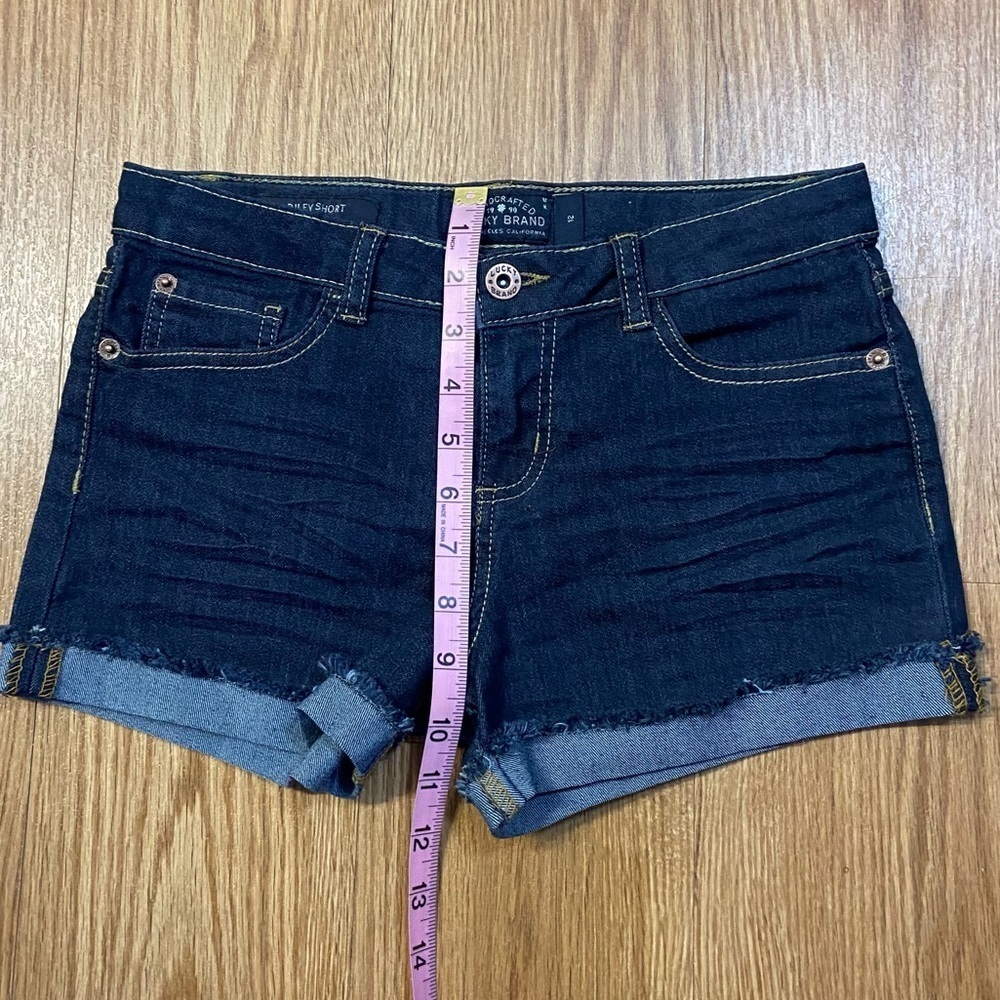 Lucky Brand Riley Roll Shorts - Picture 9 of 14